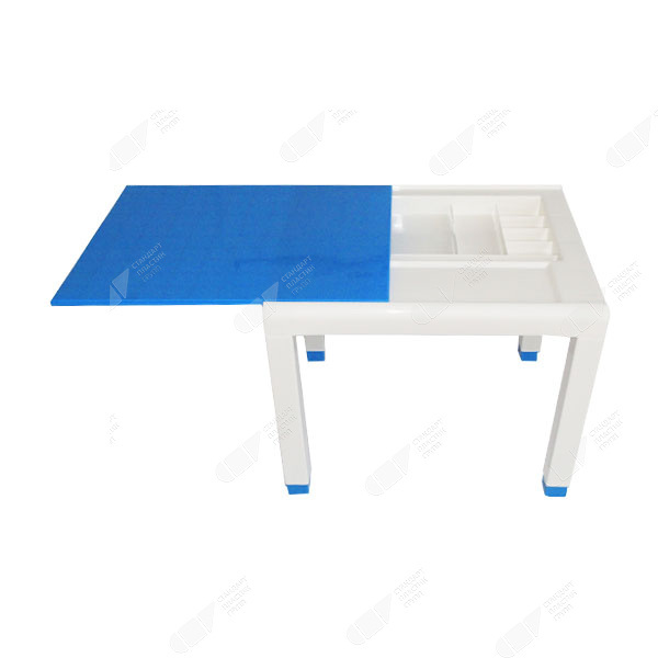  Стол детский пластиковый СП 60×50 см, цвет  Голубой